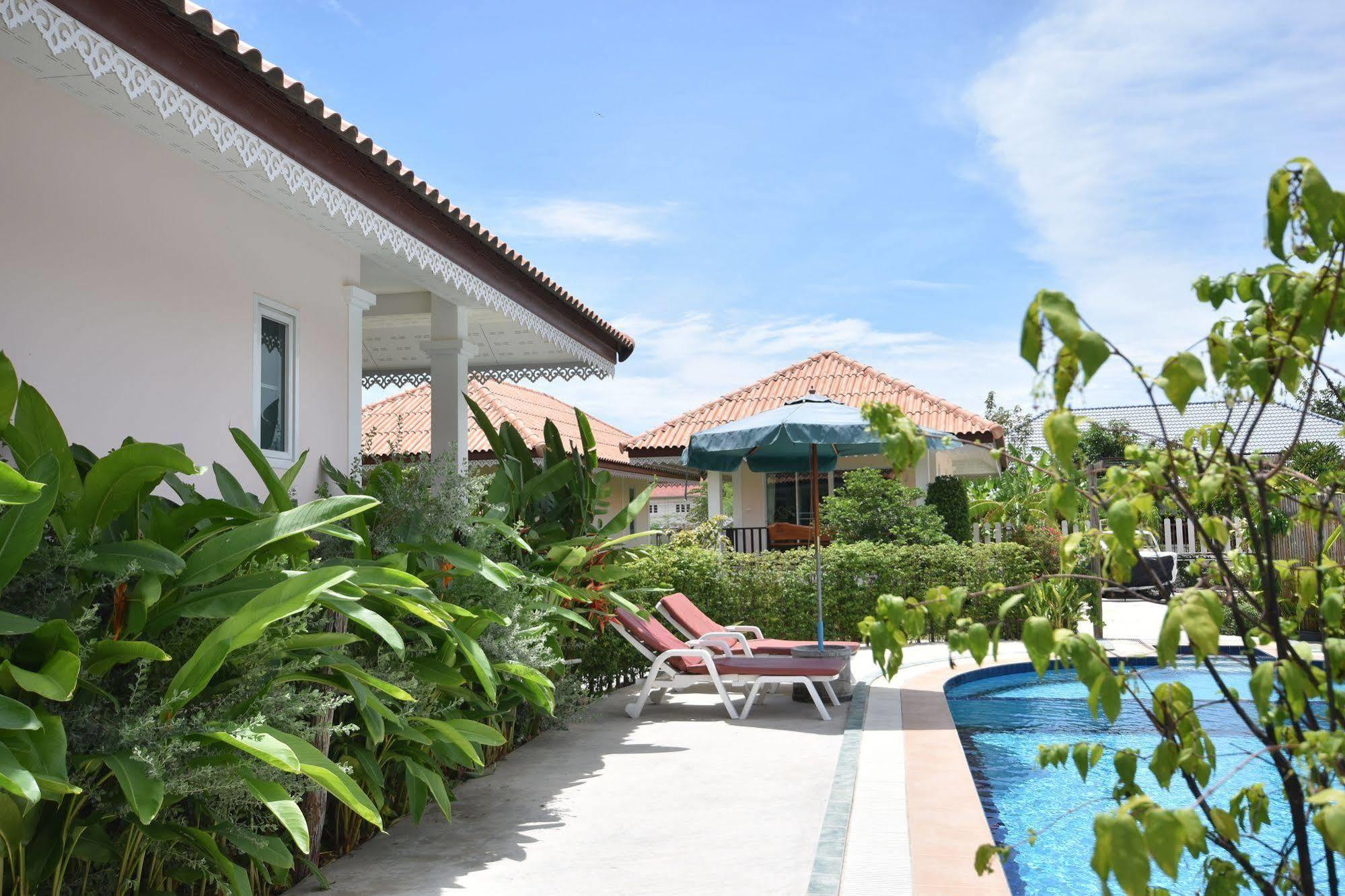 Baan Opun Garden Resort Hua Hin Exterior foto